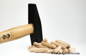 다웰 핀 소재 완벽 가이드: 목재, 금속, 플라스틱의 특징과 용도