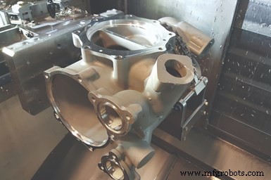 턴-밀 제조: 원 셋업으로 5면 가공